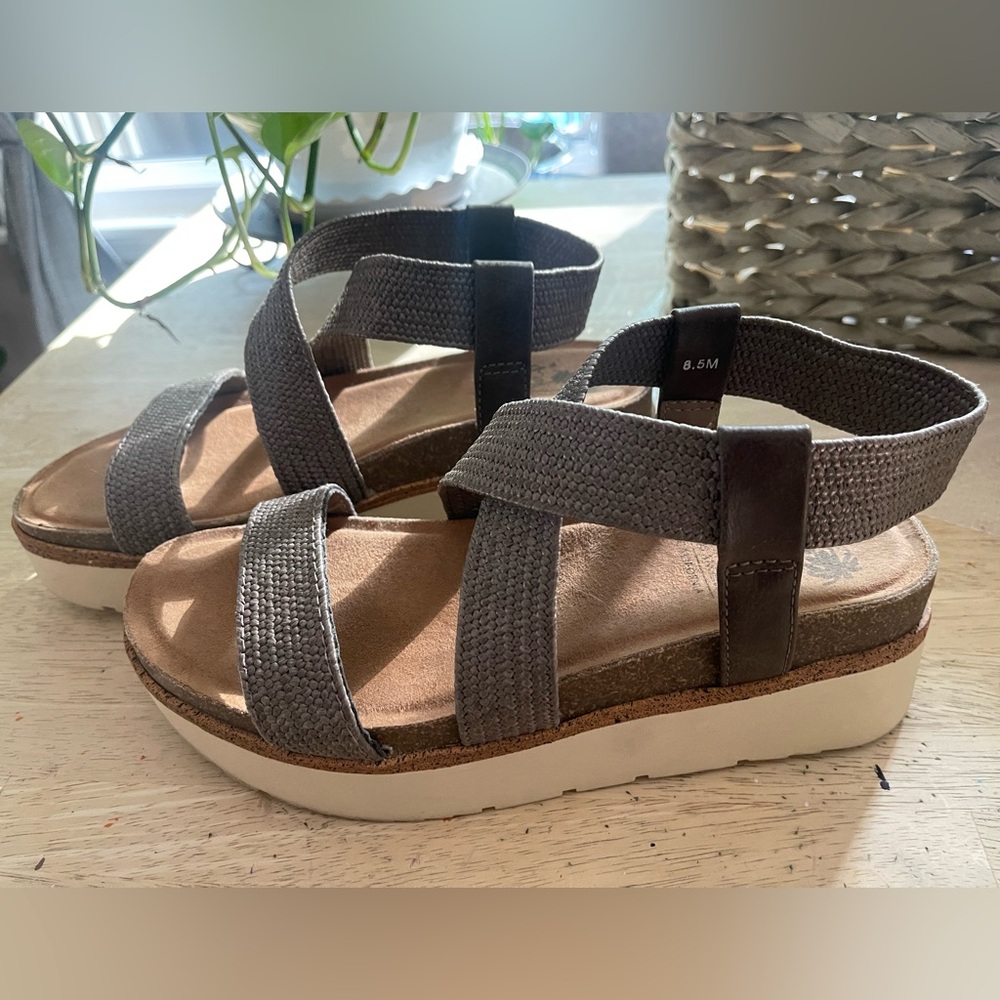 Jellypop Sycamore Sandals- size 8.5